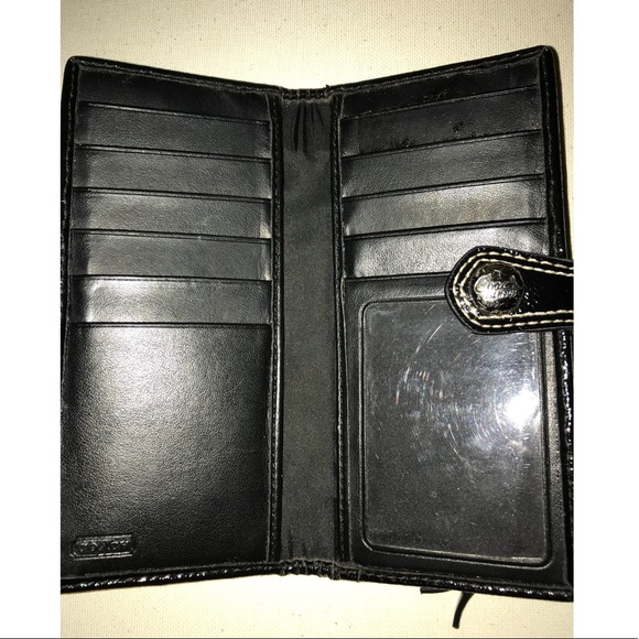 Authentic leather Coach Wallet - Picture 4 of 5